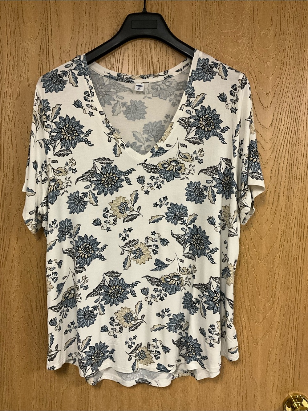 Old Navy White V-Neck Tee with Blue and Tan Floral Print
